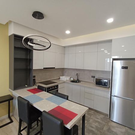 Rent Inn Yerevan On Koghbaci Street Екстериор снимка